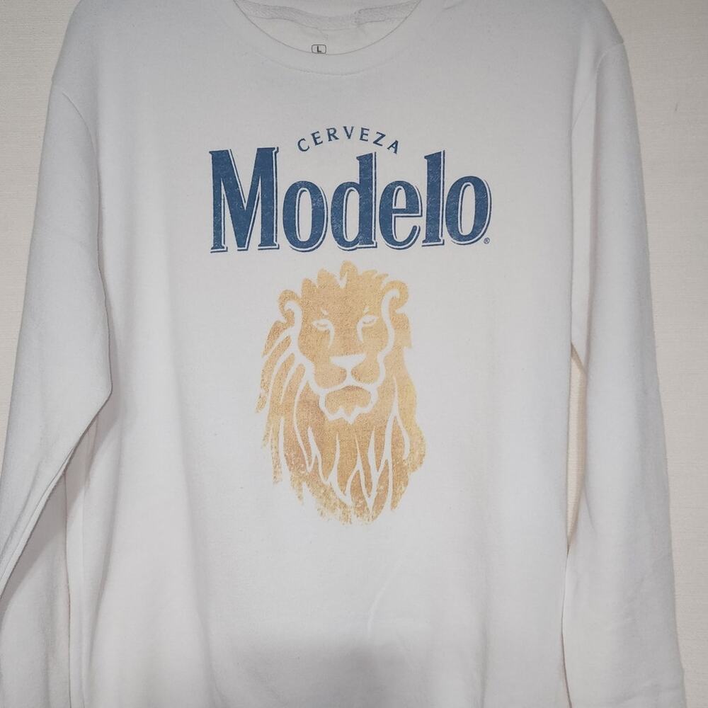 Modelo Cerveza men's Large sweatshirt-faded